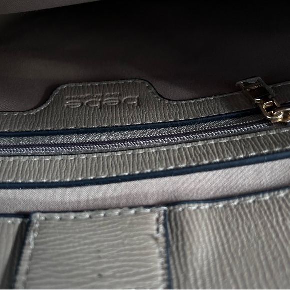 Bebe tan handbag - Picture 7 of 10